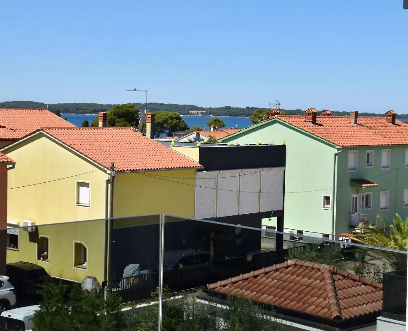 Apartments Rismondi 37E Fažana