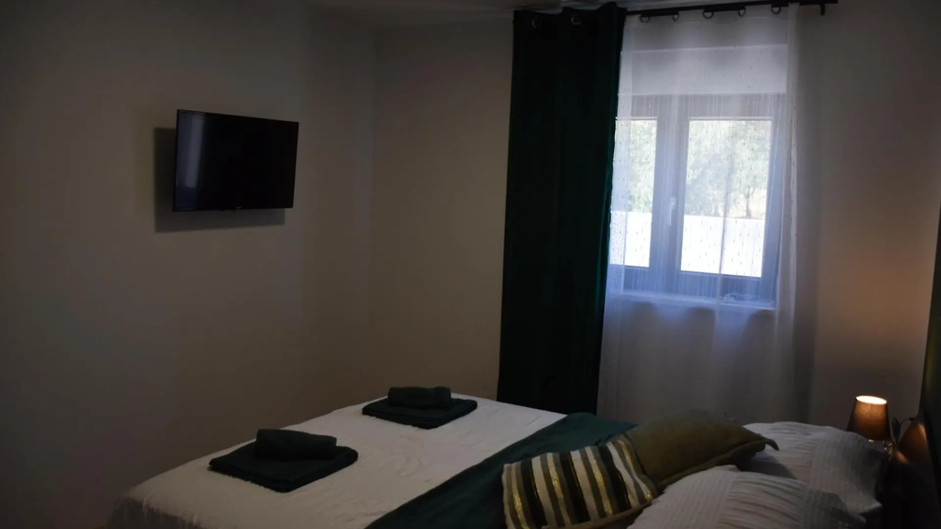 פאז'אנה Apartments Rismondi 37E